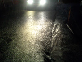بارش باران در خیابان‌های قم، تیرماه 1391