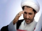 دبیرکل جمعیت الوفاق بحرین به خانواده های شهدایی که در راه دفاع از دین و اعتقادات جان خود را فدا کردند، تبریک گفت.