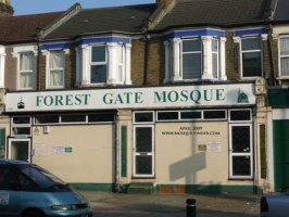 سه مسجد در لندن یادداشت‌های تهدیدآمیز دریافت کردند