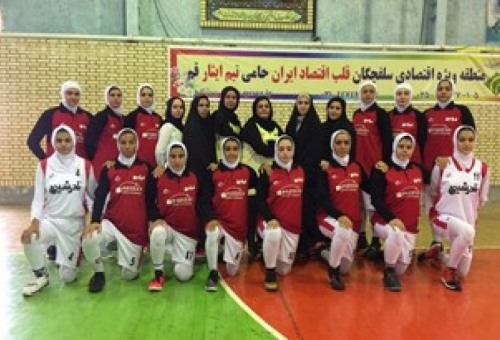 نادر شيمي قم مدعي قهرماني سوپر ليگ بسكتبال بانوان / جای خالی مردان قم در بسکتبال ایران