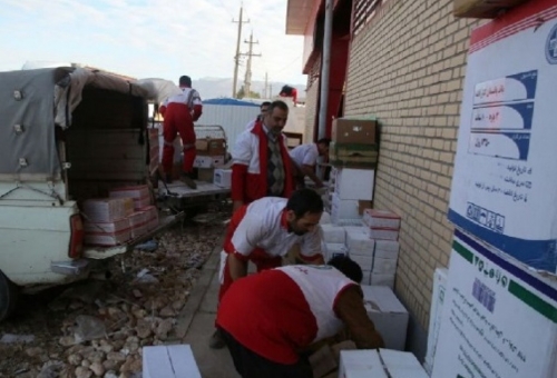 گزارش تصویری: خدمت رسانی هلال احمر قم در مناطق زلزله زده