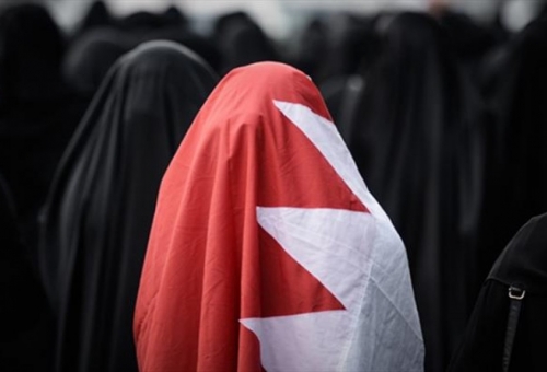 قاضی دادگاه آل خلیفه مدت بازداشت یک زن بحرینی را مجددا افزایش داد