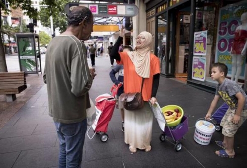 مسلمانان نیوزلند «پناهگاه امن» برای بی خانمان ها بنا می‌کنند