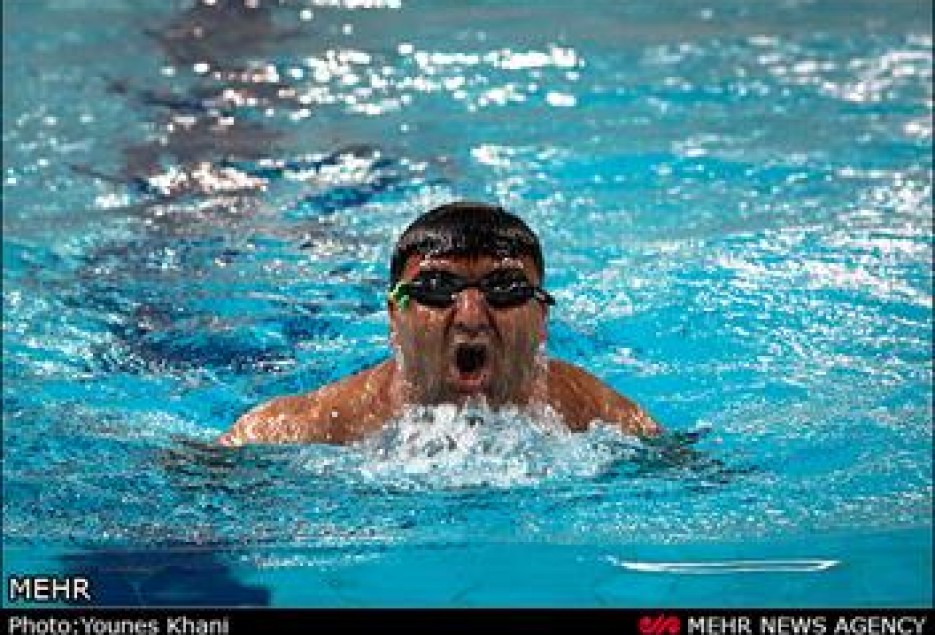 شناگران معلول قم برای نخستین بار قهرمان کشور شدند