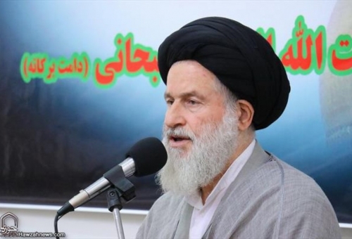 شرط حفظ انقلاب اسلامی پاسداشت فرهنگ شهادت است