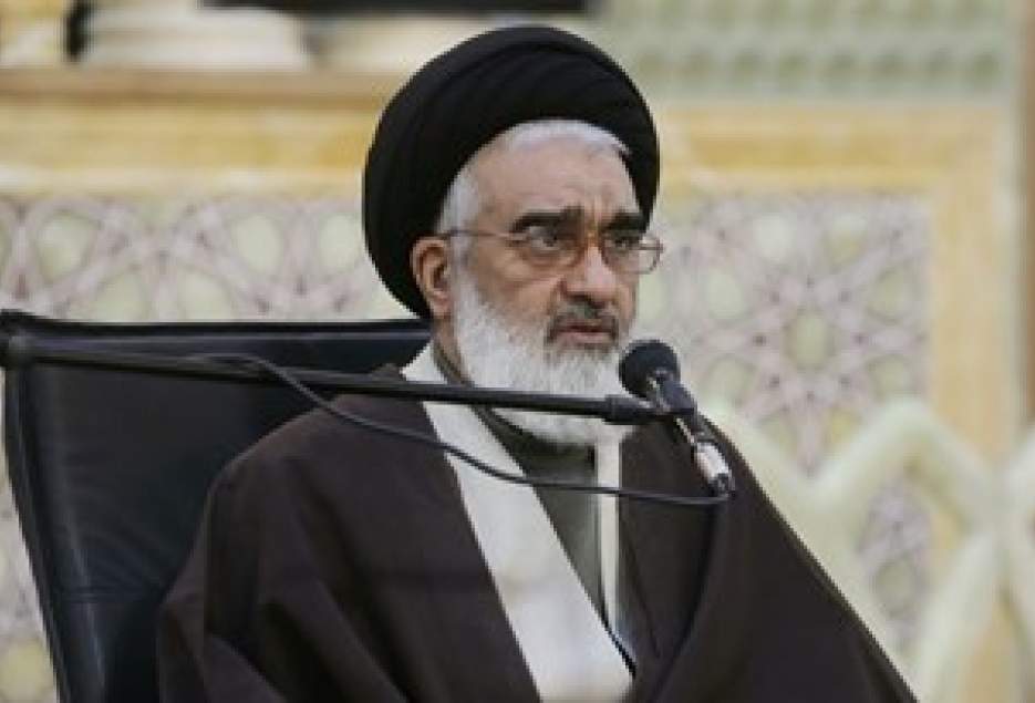 مقام معظم رهبری ادامه دهنده راه امام خمینی(ره) هستند/ مدیران کشور به بیگانگان دل نبندند