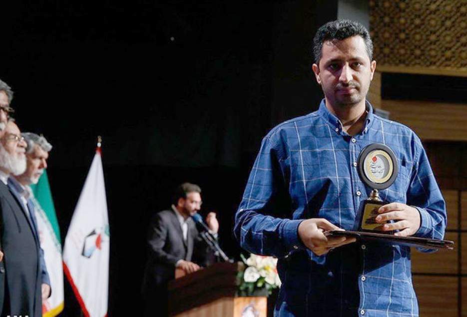 خبرنگار مهر در قم رتبه برتر جشنواره حوزه ایثار و شهادت را کسب کرد