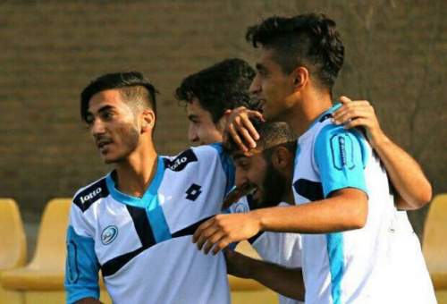 تیم فوتبال جوانان صبای قم در خانه از سد شاهین بوشهر گذشت