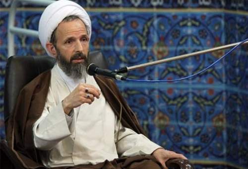 ملت ایران در برابر زیاده‌خواهی‌های دشمنان می ایستند
