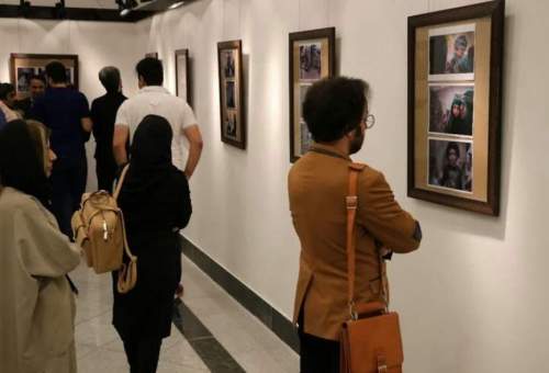 نمایشگاه‌های عکس شهدای جبهه مقاومت در قم برگزار می‌شود