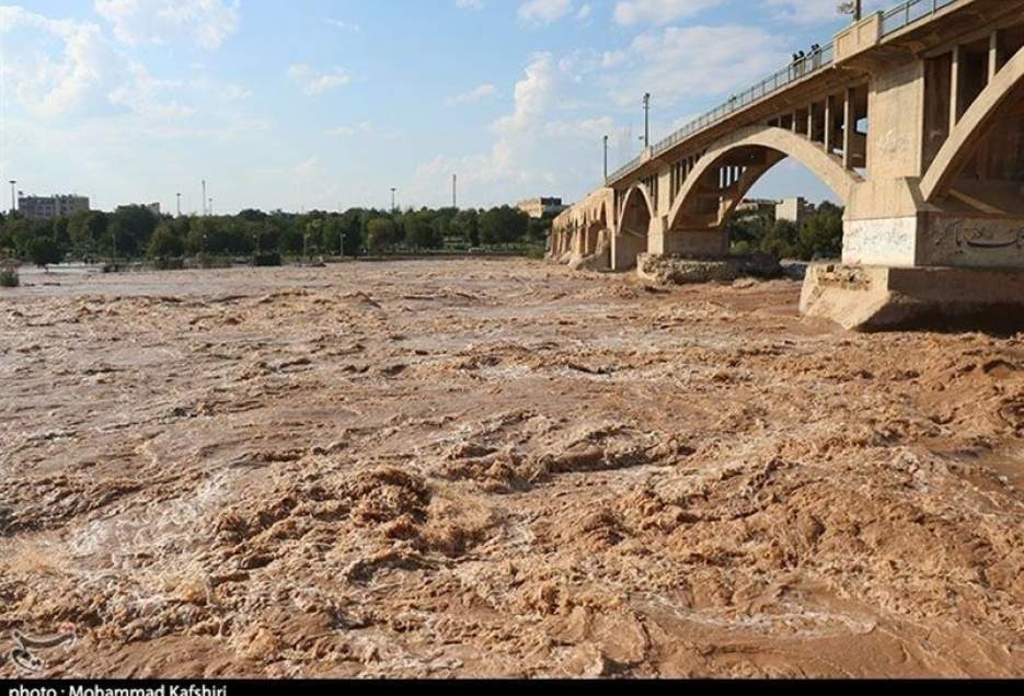 تازه‌ترین اخبار بارندگی ایران| آماده‌باش به ۲۰ استان / وضعیت اضطراری در دورود / احتمال سیلاب در رودخانه‌های دز و کرخه