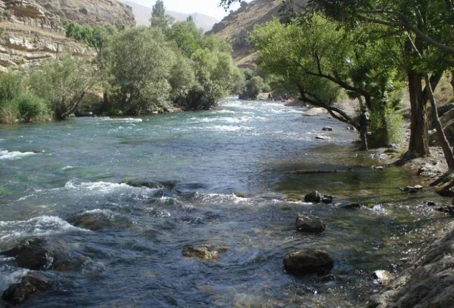 وسعت رودخانه های اصلی قم 930 کیلومتر است