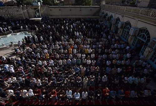 گزارش تصویری : نماز عید سعید فطر در مسجد امام حسن عسکری(ع)