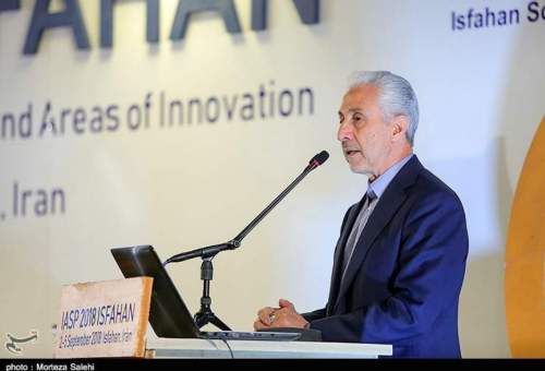 وزیر علوم: ایران در جایگاه ششم نانو جهان قرار گرفت