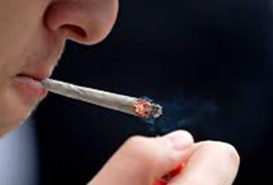سیگاری‌ها روزانه 10 میلیارد تومان دود می‌کنند