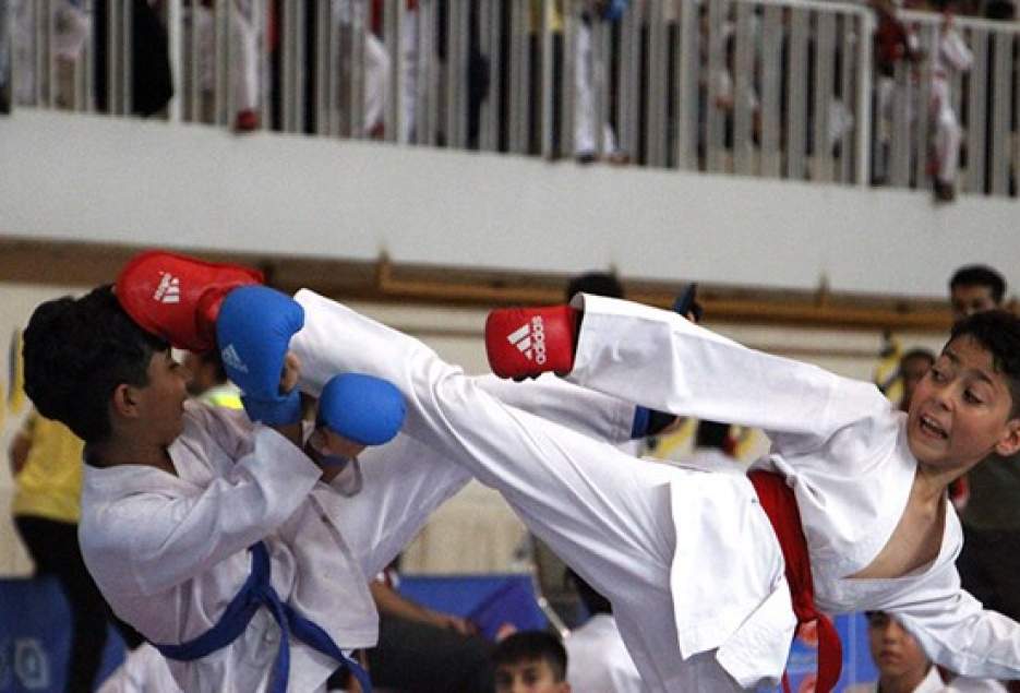 قمی‌ها 4 مدال از کاراته پسران ایران گرفتند