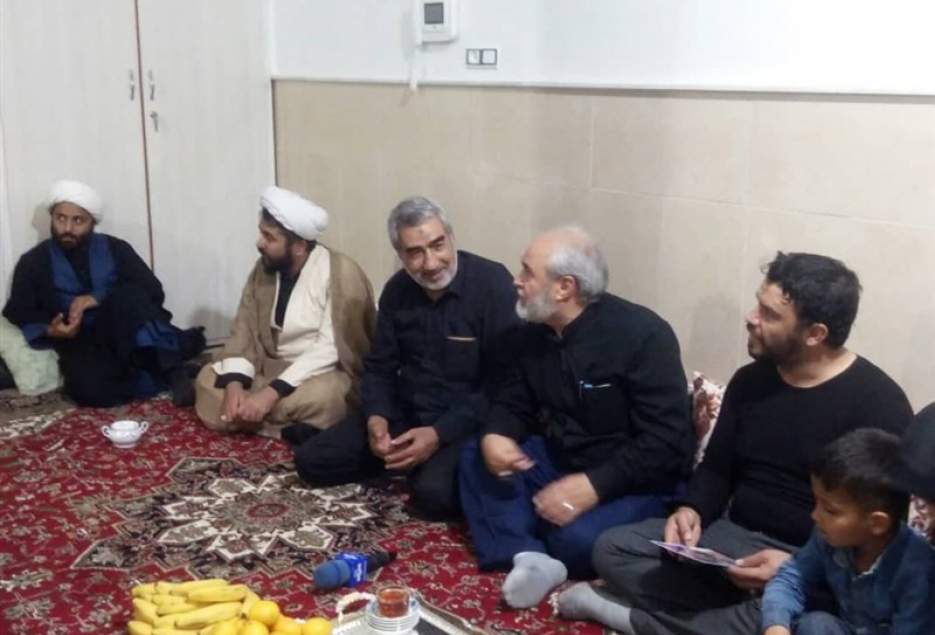 میزبانی ۱۲ خانواده ‌‌شهید استان قم از زائران اربعین