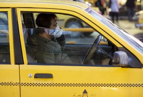 تهیه و توزیع بیش از ۱۰ هزار ماسک بین رانندگان تاکسی در قم