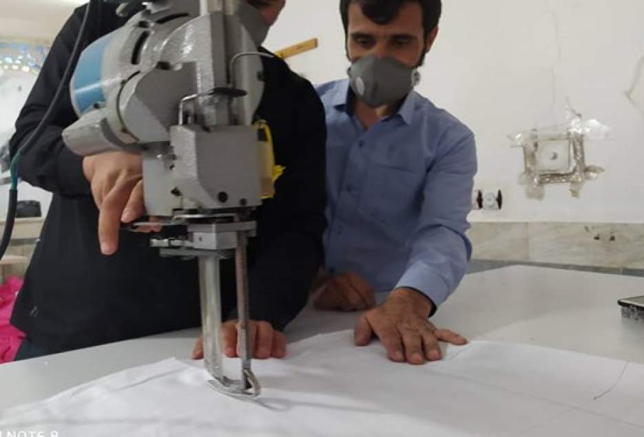 تولید 30 هزار ماسک استریل توسط قرارگاه بقیه الله الاعظم (عج)