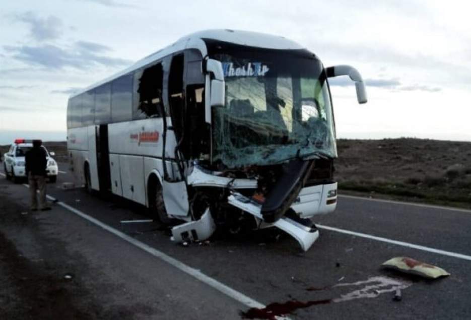 تصادف اتوبوس با ۵ خودرو سواری در قم