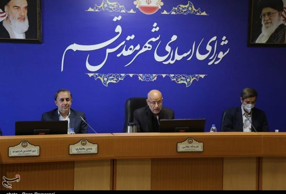 رئیس شورای شهر قم از عدم اختصاص عادلانه سهم مالیات به استان قم انتقاد کرد