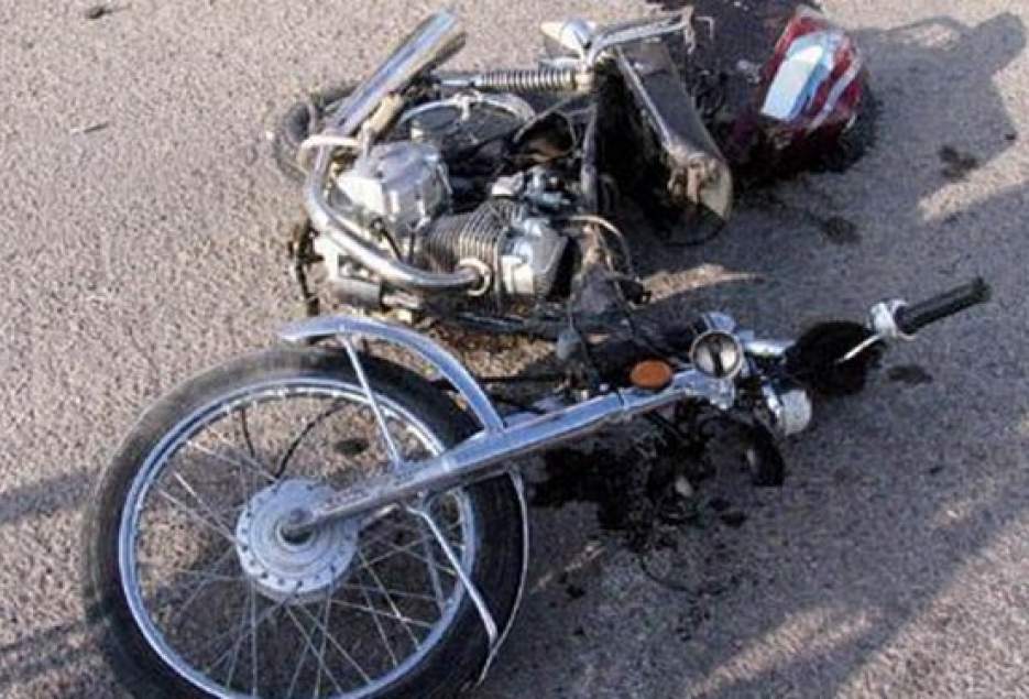 تصادف خودروی سواری با موتور سیکلت یک کشته برجای گذاشت