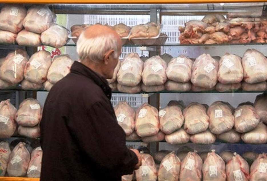 مرغ گرم با قیمت ۲۰هزار و چهارصد تومان در قم عرضه می شود