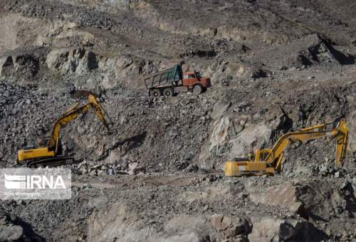 محدوده‌های معدنی بلوکه شده استان قم آزاد می‌شود
