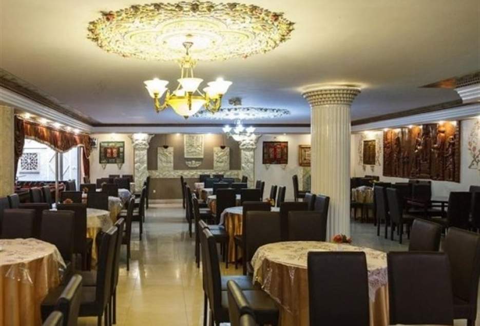 وعده پرداخت تسهیلات کرونایی دولت به تالارها و رستوران‌های قم عملی نشده است