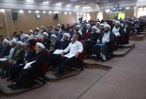 دومین همایش کتاب سال حکومت اسلامی در قم برگزار می‌شود
