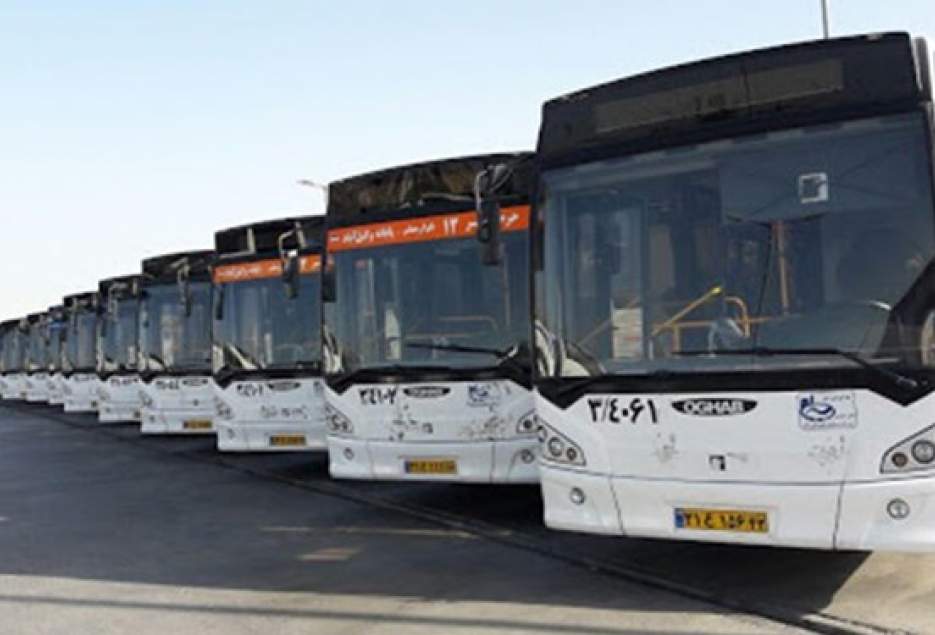 افزایش اتوبوس‌ها در قم برای رعایت شیوه‌نامه‌های بهداشتی کرونا