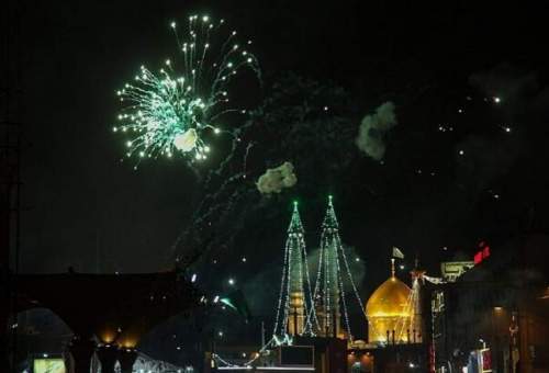 نورافشانی ۱۱۰ مسجد قم در شب عید غدیر