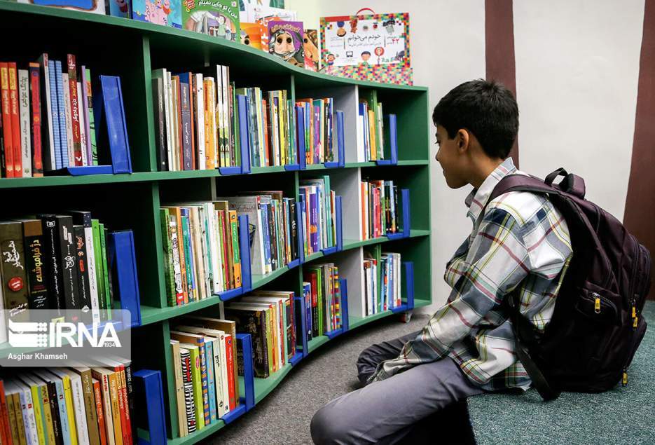 روزانه ۱۲۰ هزار نفر به کتابخانه‌های عمومی قم مراجعه می‌کنند