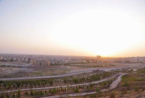 پیگیری برای تخصیص اراضی ۱۰۰۰ هکتاری و اراضی ابتدایی اتوبان قم-تهران برای توسعه فضای سبز قم