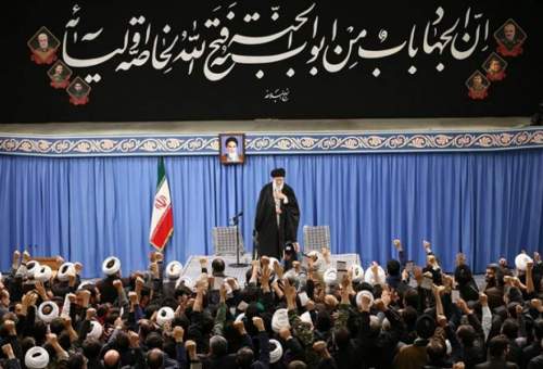 مردم قم با رهبر معظم انقلاب اسلامی دیدار می‌کنند