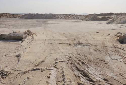 احتمال تبدیل شدن دریاچه نمک قم به منشا تولید گرد و غبار