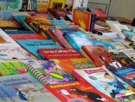 هفتمین نمایشگاه کتاب استان قم آغاز به کار کرد