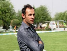 گل محمدی در تلاش تشکیل تیمی قوی
