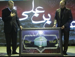 درخواست مجری از لاریجانی و اعتراف یک سخنران معروف به اشتباهش
