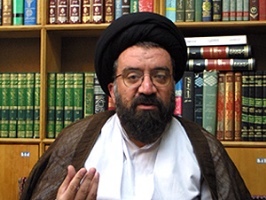 آیت الله سید احمد خاتمی.