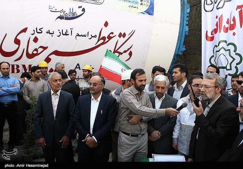 مراسم آغاز به کار حفاری متروی قم با دستگاه TBM
