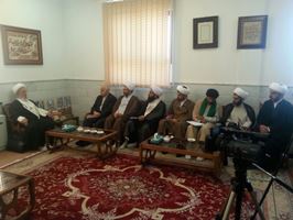 دیدار اعضا کنگره بین المللی امام سجاد با آیت الله مکارم شیرازی، 25 مهر 1392.