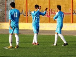 نماینده قم در لیگ فوتبال کشور از بازیکنان غیر بومی استفاده می‌کند