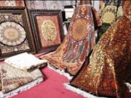 بیش از 70 غرفه نمایشگاه بین‌المللی فرش تهران را به قم اختصاص دارد