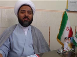 متون ساده آموزشی ویژه افراد کم‌سواد بزرگسال تدوین شود