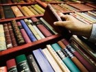 آیت الله علوی بروجردی:فرهنگ کتابخوانی را در جامعه نهادینه کنیم