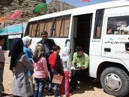۱۱۰۰ کودک در قم عضو کتابخانه سیار روستایی هستند