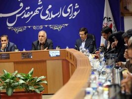 استاندار قم مهمان شورای شهر، وقتی شهردار شاعر می‎شود