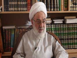 انتقاد آیت‌الله گرامی از وضعیت اقتصادی کشور