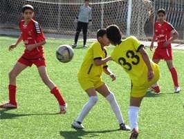 آغاز ليگ فوتبال نونهالان در قم / عمويي: تيم‌ها مدارك خود را كامل كنند